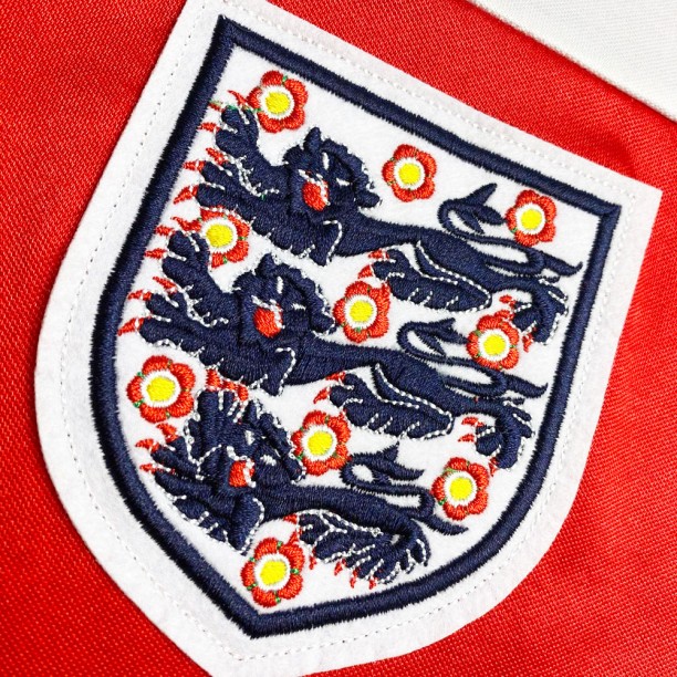England 1982 Away badge shirt 