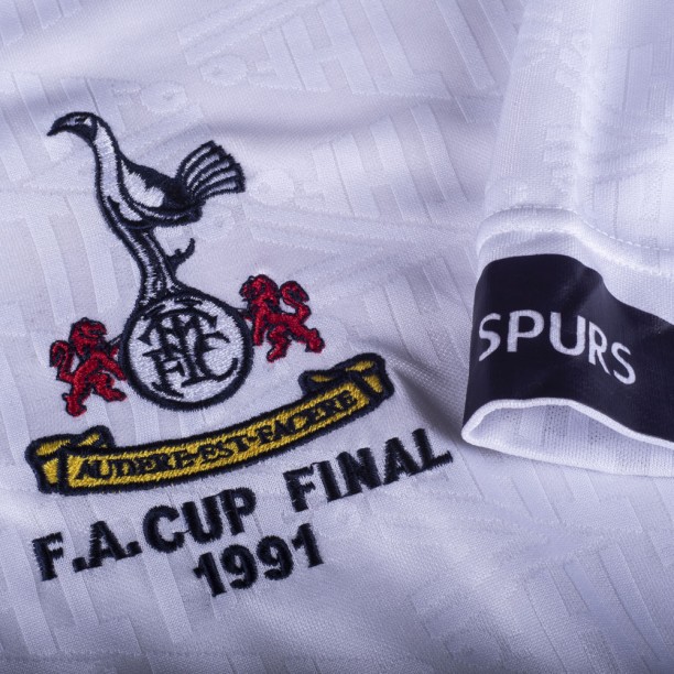 Tottenham Hotspur 1991 FA Cup Final Retro Shirt  badge sleeve
