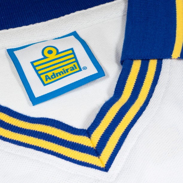 Leeds United 1978 close up of Collar