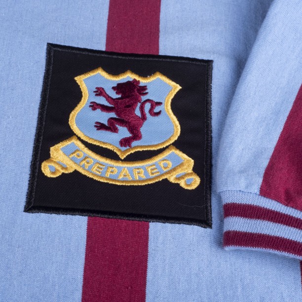 Aston Villa 1957 FA Cup Final Retro Football Shirt BADGE AND SLEEVE