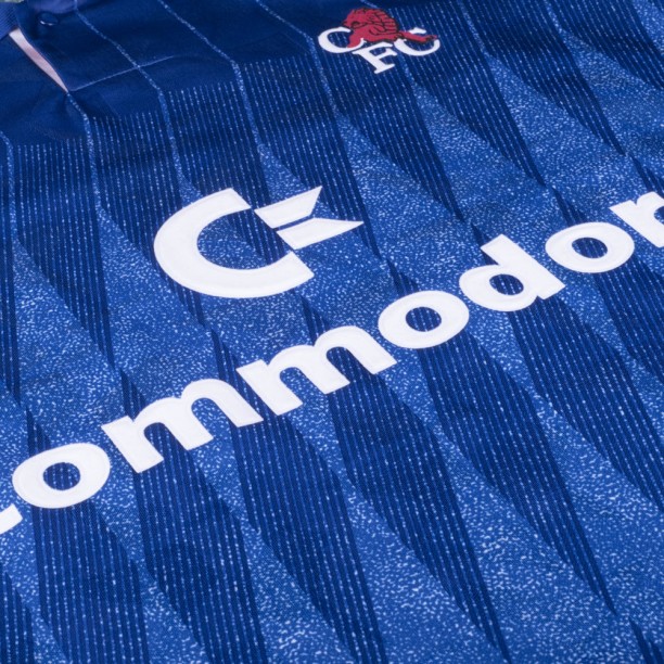 Chelsea 1990 Retro Football Shirt sponsor