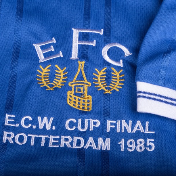  Everton 1985 ECWC Final Retro Football Shirt badge and sleeve