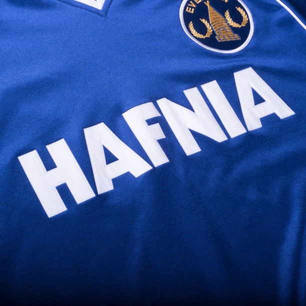 Everton 1982 Retro Football Shirt sponsor