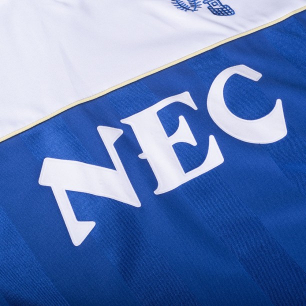 Everton 1986 Retro Football Shirt sponsor