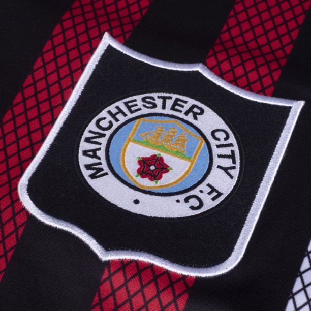 Manchester City 1994 Away Retro Shirt badge