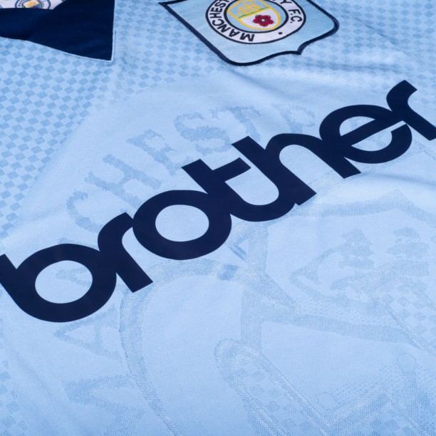 Manchester City 1996 shirt sponsoe