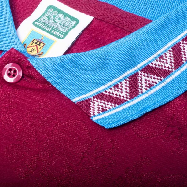 Burnley 1994 shirt  collar