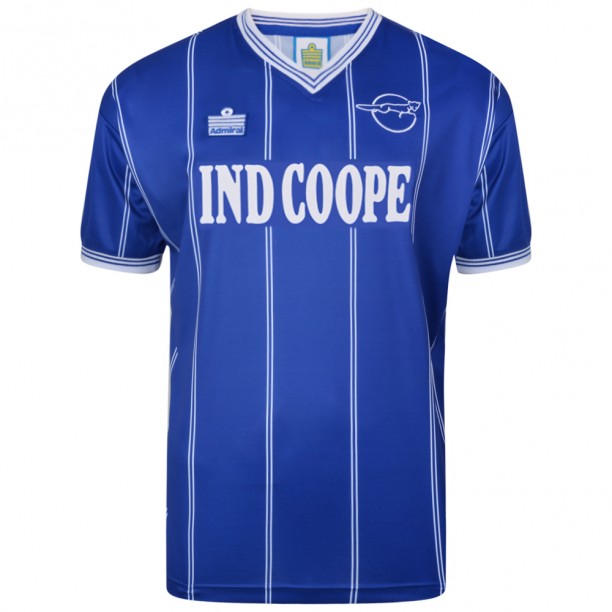 Leicester city retro sales kit